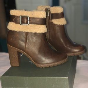 Timberland Women’s Glancy Fleece size 7